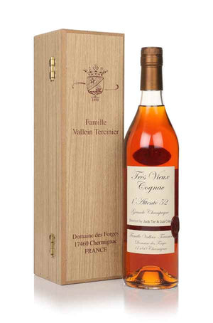 vallein-tercinier-50-year-old-tres-vieux-cognac-lattente-52-cognac_c3e9c4e6-e11a-4bfc-bb02-f3b6ecfead39_300x