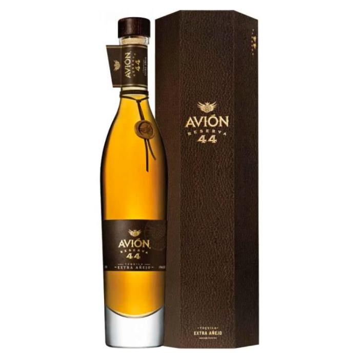 Avion-Reserve-44