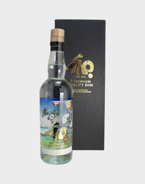 Wa-Gin-Premium-Craft-Gin-510x646_a21dd1de-3b6e-4083-ba2d-609a23098671_300x