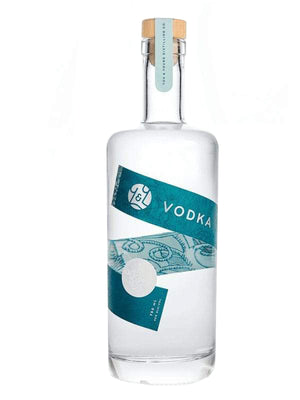 You-and-Yours-Vodka_900x_cd6c283b-7df9-427c-9265-d4ee473ee5cf_300x